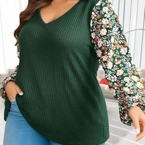 V-collar Contrast Color Slim Fit Patchwork Plus Size T-shirt For Women